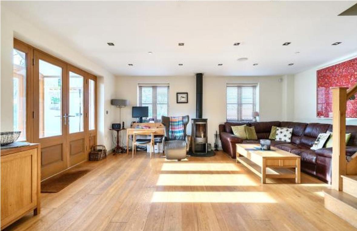 Woodstore Wells Bagian luar foto