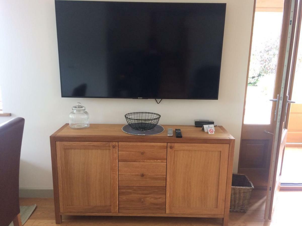 Woodstore Wells Bagian luar foto