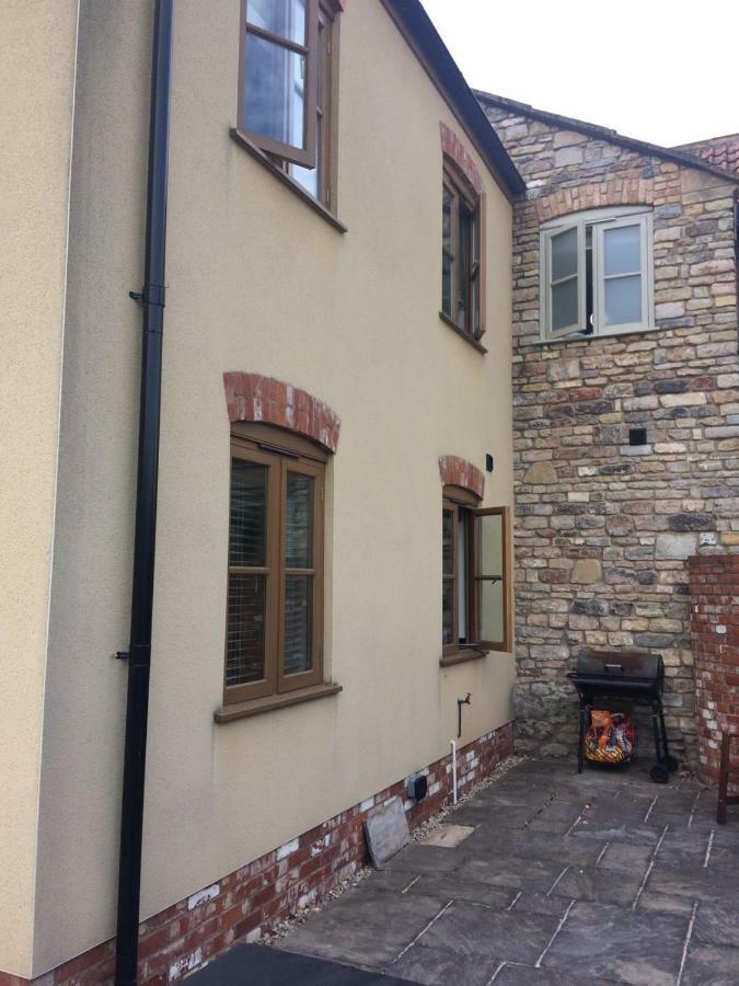 Woodstore Wells Bagian luar foto